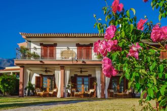 Discover the Ultimate Luxury Holiday Villa in El Duque, Tenerife 