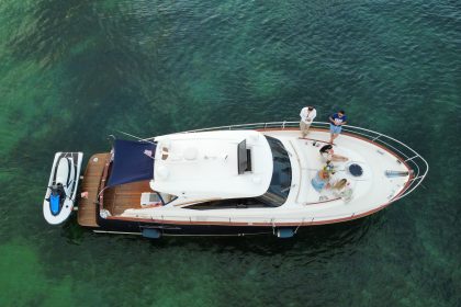 The Top 5 Destinations in Florida for Luxury Yacht Charters 