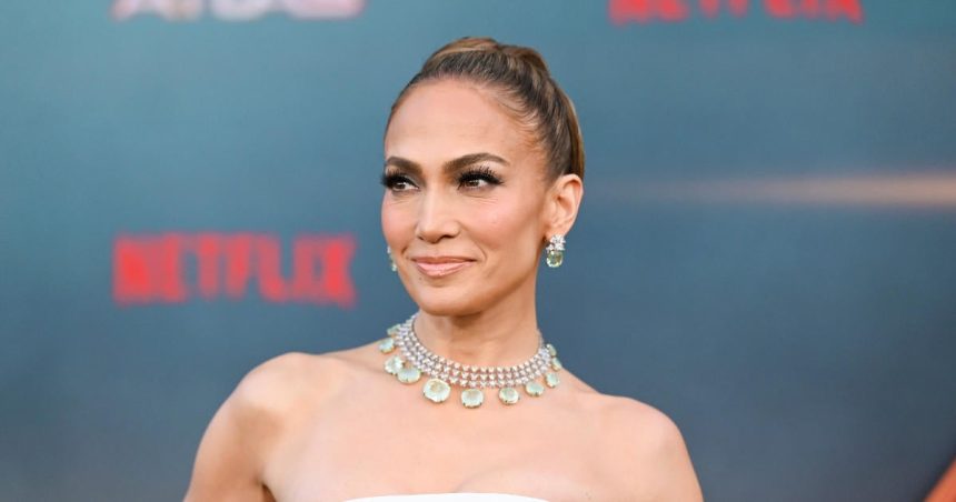 Jennifer Lopez Embarking on 'Fresh Start' Amid Ben Affleck Divorce Speculation