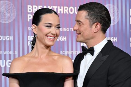 Katy Perry & Orlando Bloom: Romantic Photos Of The Pop Star & English Actor