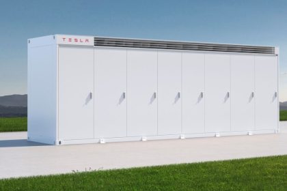 Tesla’s energy storage business is booming, but solar is gone